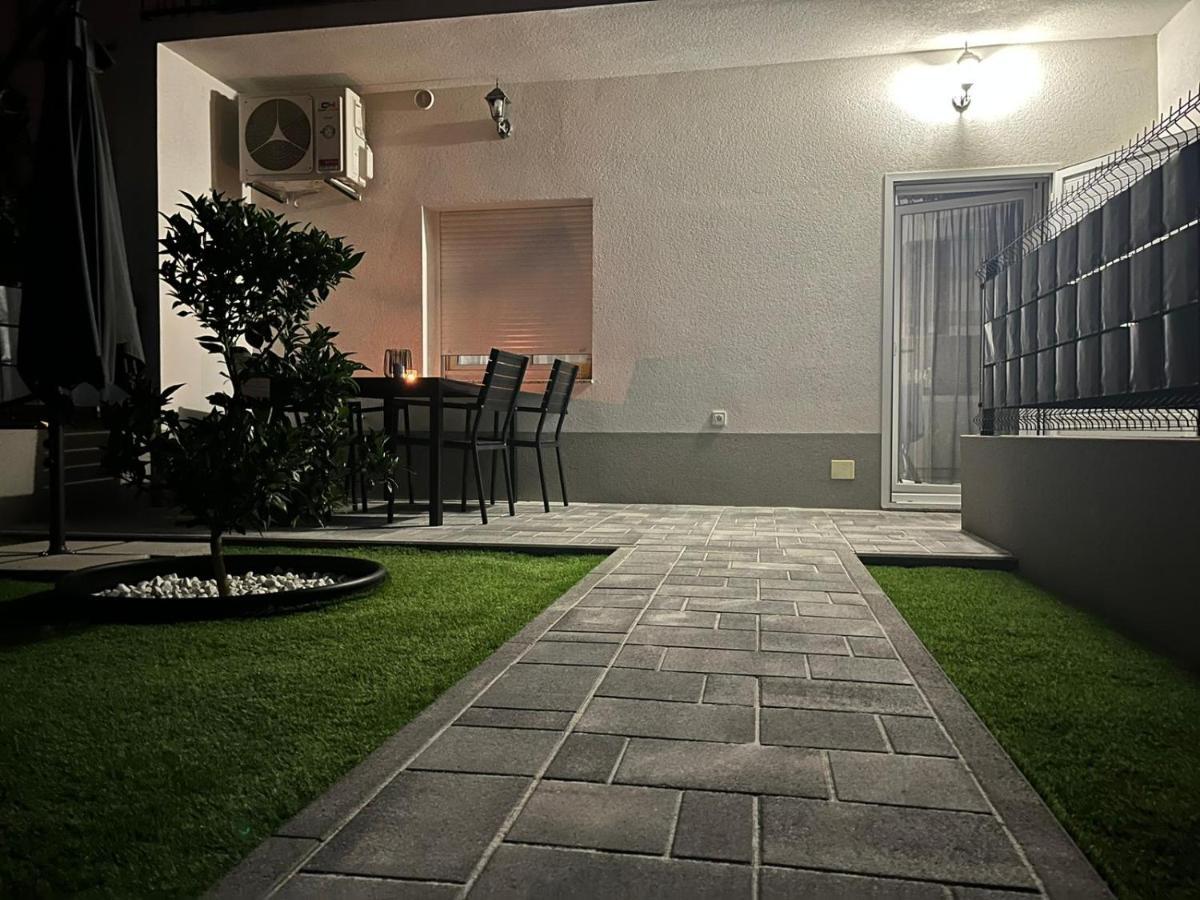 Ante'S Apartment Split Exterior foto
